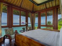 Villa Bidadari Cliffside Estate, View on ocean and Luxury Cabana